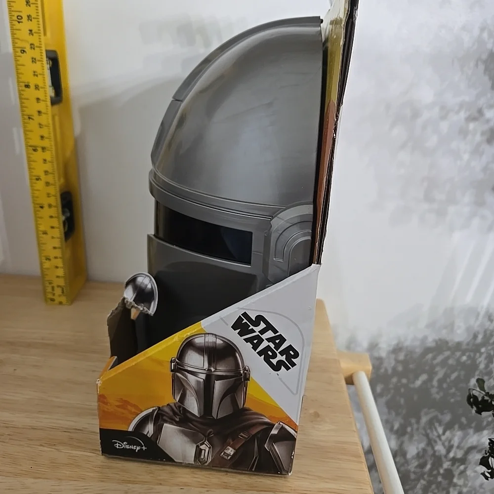 Star Wars Mandalorian Electronic Helmet